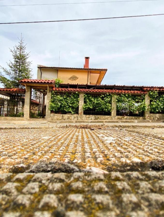 Отель Kyshta Za Gosti Raya Fazanovo Экстерьер фото